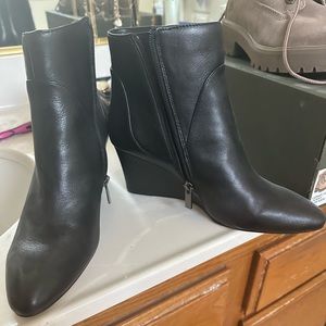 Enzo Angiolini black booties